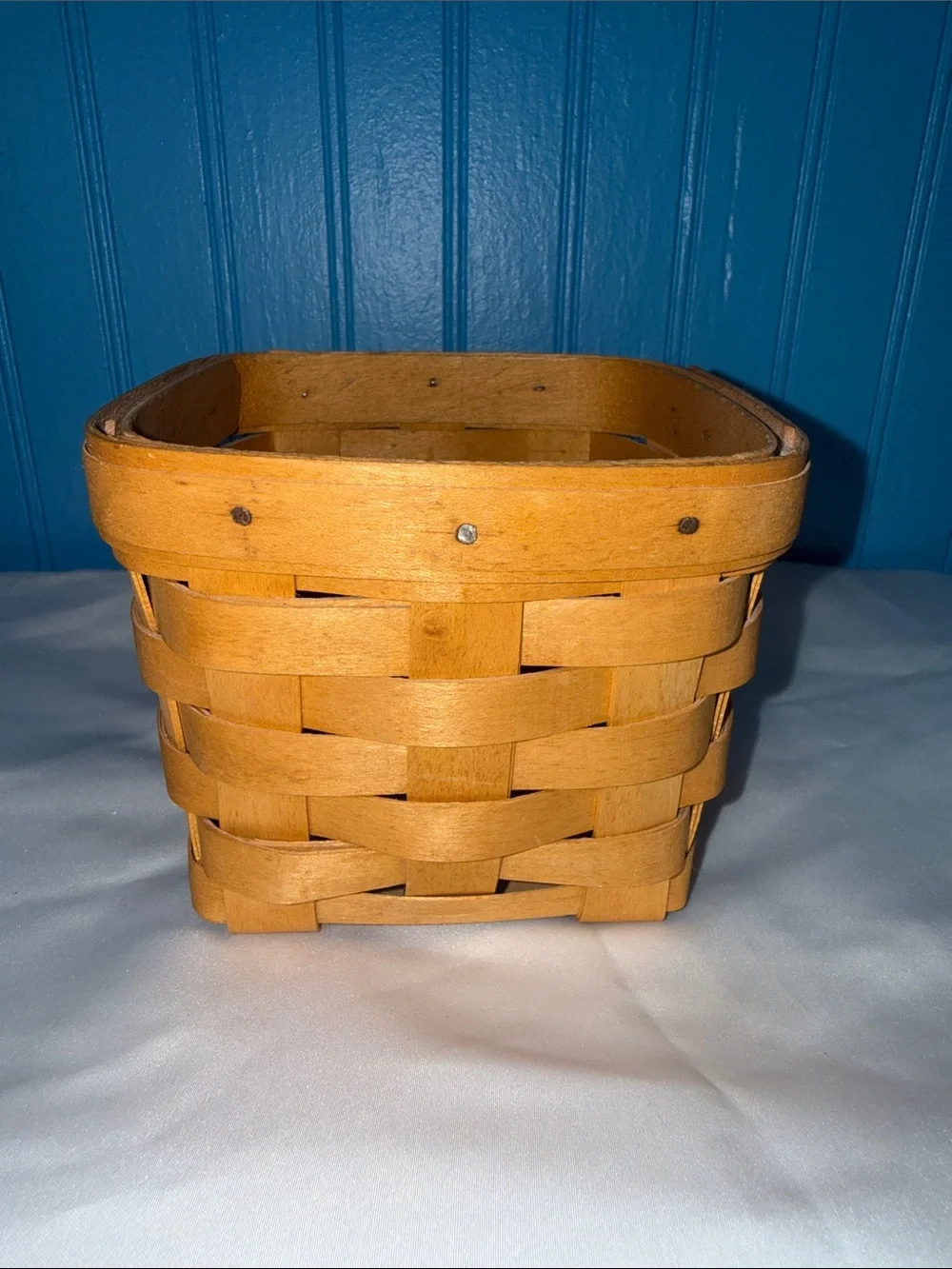 Longaberger 1998 Square Basket - Picture 2 of 6